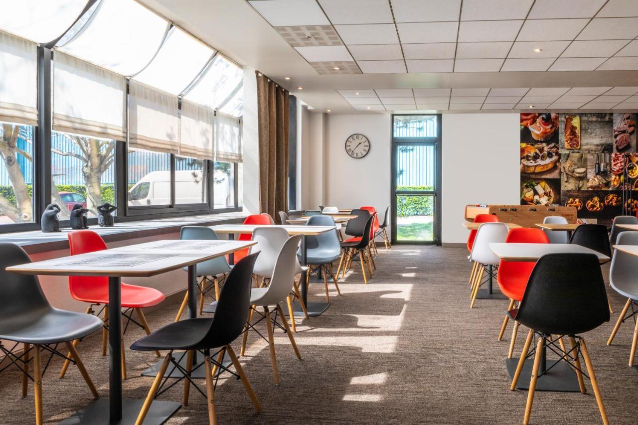 Отель Ibis Paris Кретей Экстерьер фото